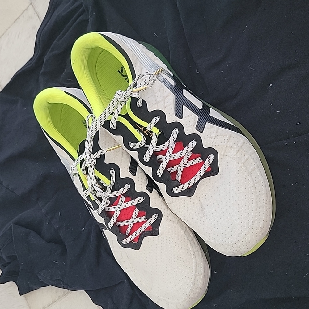 Asics Mens 11.5 Gel Quantum Infinity White